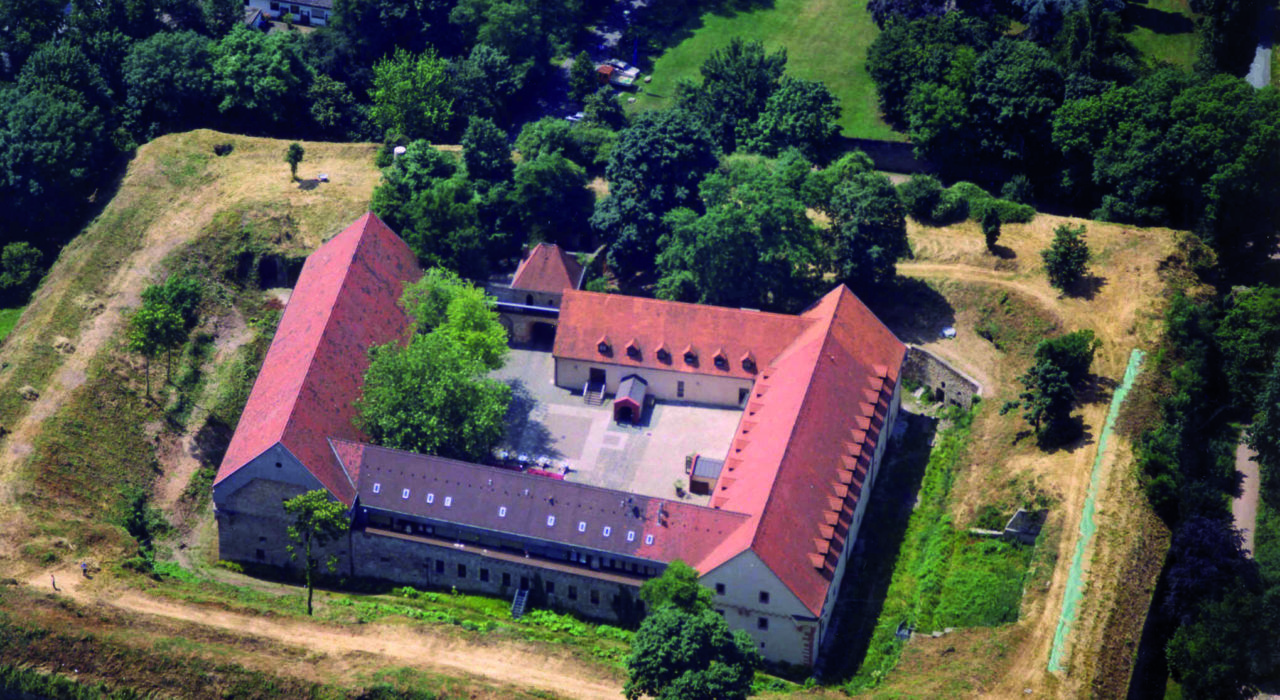 Festung Rüsselsheim Luftbild